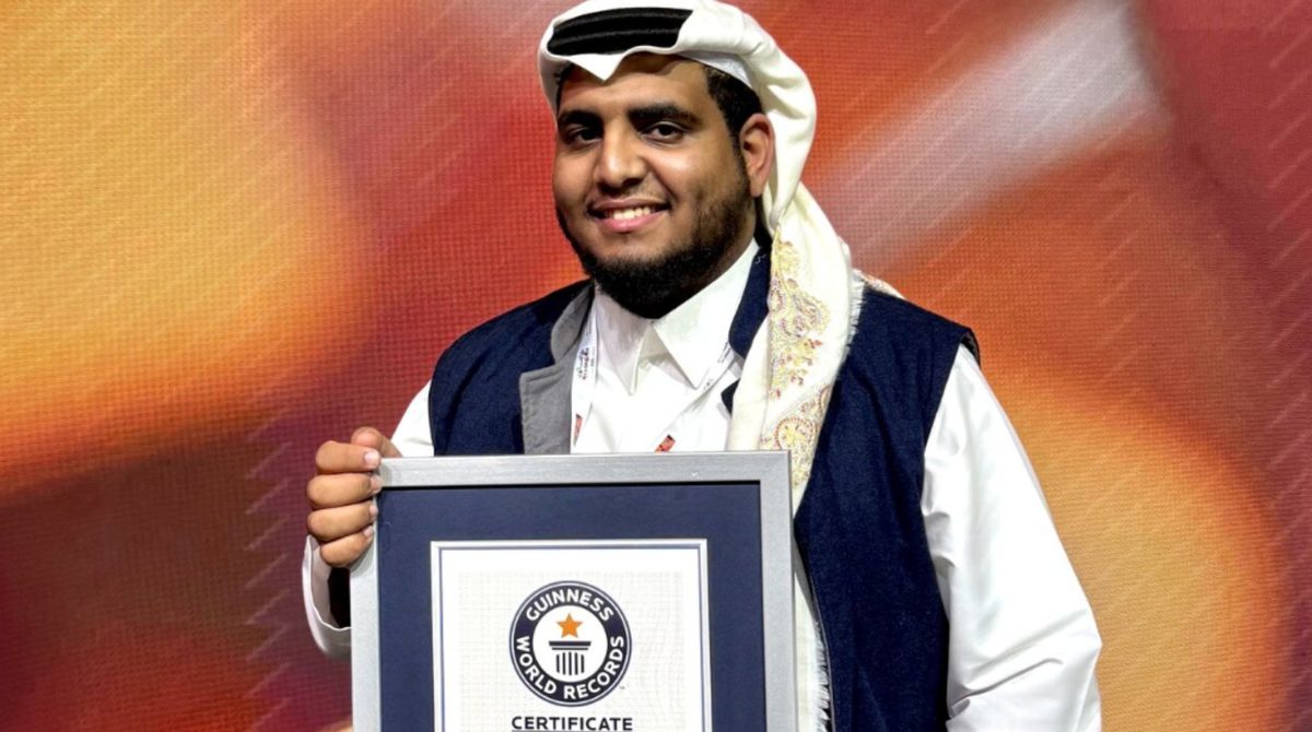 عبدالرحمن يحمل شهادة موسوعة غينيس